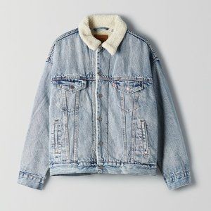 Levi's Dad Sherpa: Sherpa-lined jean jacket